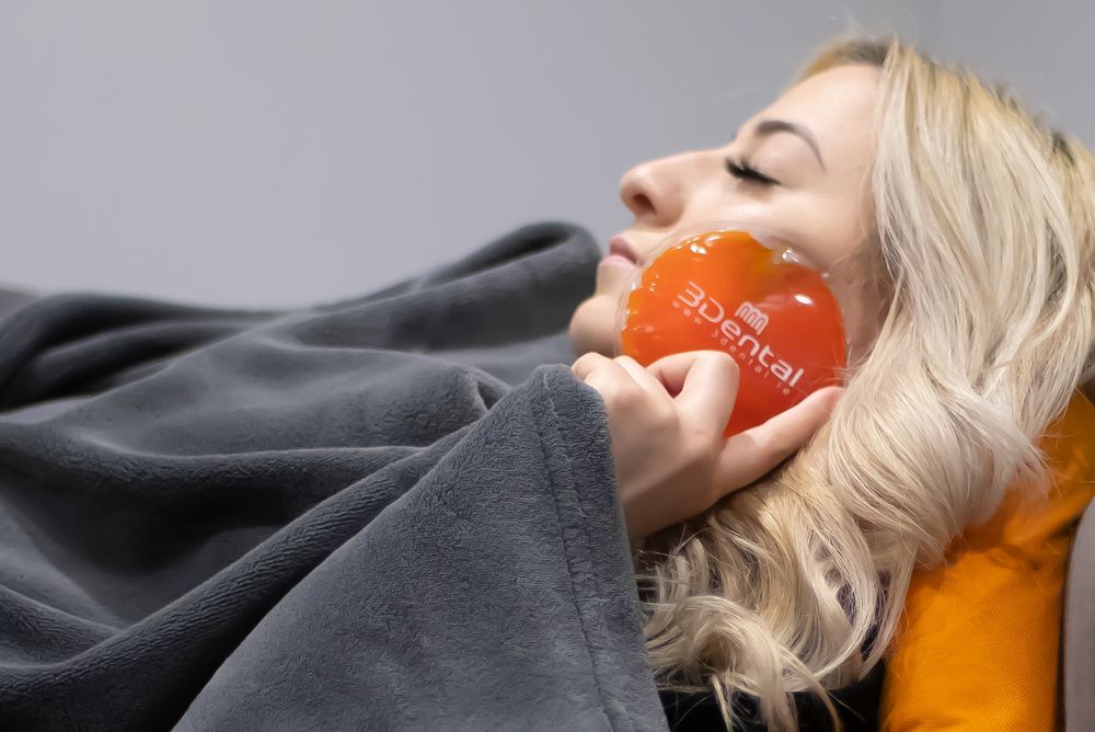 Wisdom teeth pain relief - Ice Pack 01 - 3Dental